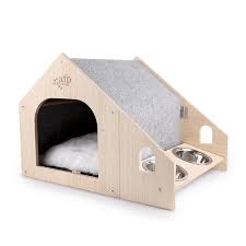 Feline home with feeding bowls